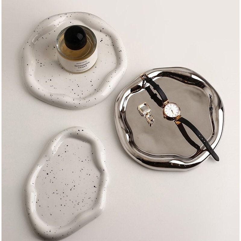Trinket Dish, Home décor, Minimalistic, Chrome, Mirrored, Trinket, Key holder plate.
